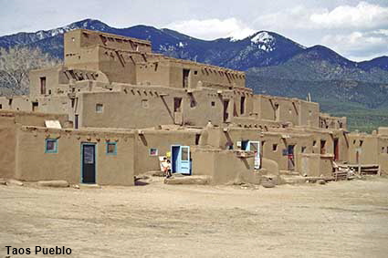 Adobe buildings, Taos Pueblo, Taos, NM, USA