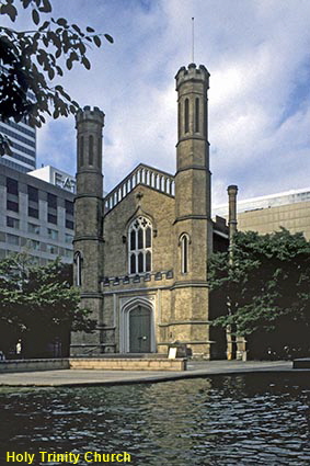 Holy Trinity Church, Toronto, Ontario, Canada Holy Trinity Church, Toronto, Ontario, Canada