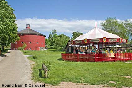 Round Barn & Carousel, Shelburne Museum, VT, USA Round Barn & Carousel, Shelburne Museum, VT, USA