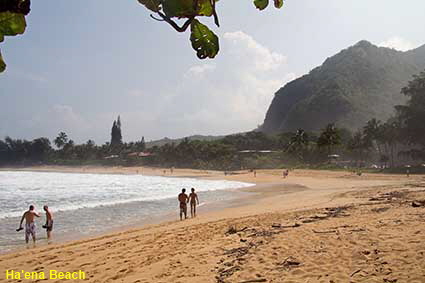 Ha'ena Beach, Kauai, HI, USA Ha'ena Beach, Kauai, HI, USA