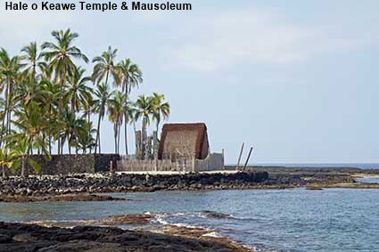  Hale o Keawe temple & mausoleum, Pu'uhonua o Honaunau NHP, Hawaii , HI, USA