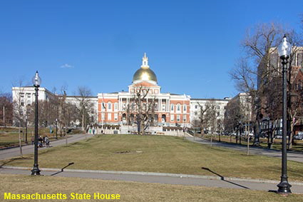 Massachusetts State House from Boston Common, Boston , MA, USA Massachusetts State House from Boston Common, Boston , MA, USA